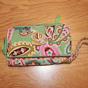 Vera Bradley Wallet / Clutch
